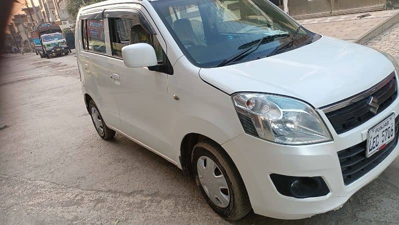 Suzuki Wagon R 2018 1