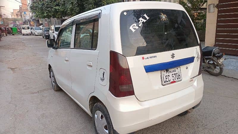 Suzuki Wagon R 2018 3