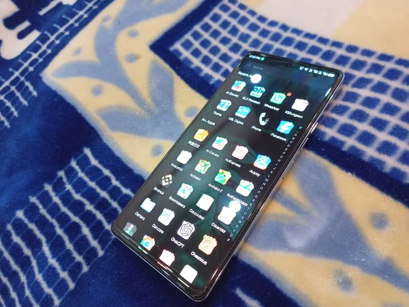 Tecno Camon 30 1