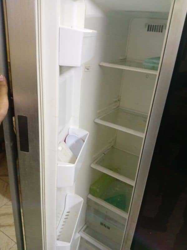 Double door Refrigerator SHARP 2