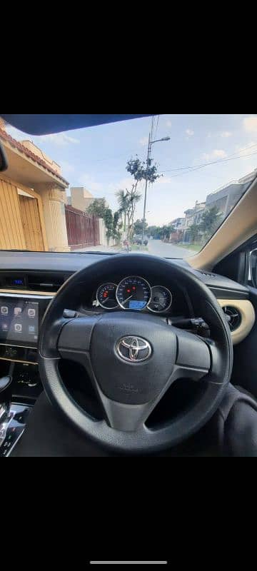 Toyota Corolla GLI 2018 total genuine 3