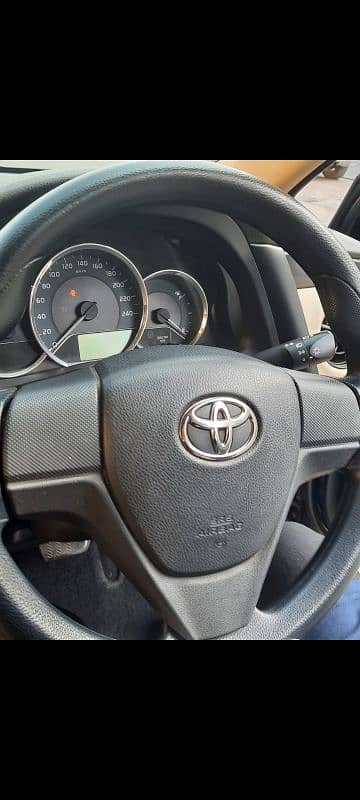 Toyota Corolla GLI 2018 total genuine 5