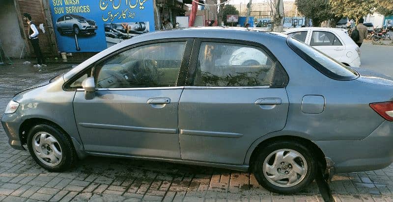 Honda City IDSI 2005 4