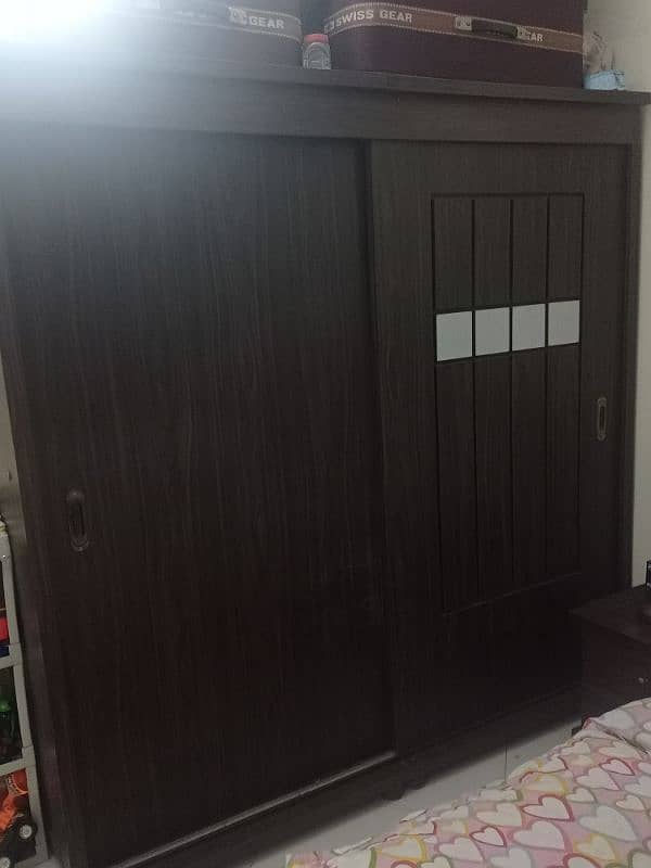 double sliding door cupboard 0