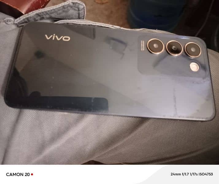 vivo y100 1