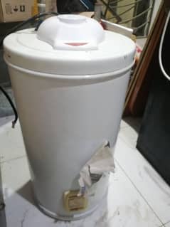 Electric geyser/water heater