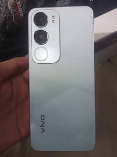 vivo y19s (6/128) only 2 month used in ladies hand