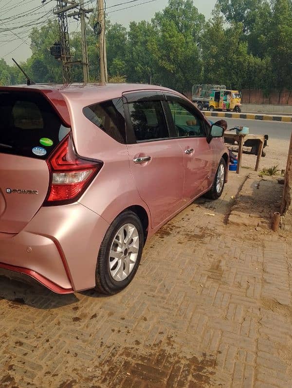 Nissan Note E Power 2018 0