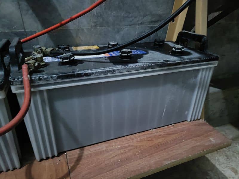 DAEWOO Deep Cycle Lead Acid BATTERY DIB 180 12V/145 AH(20HR) 4