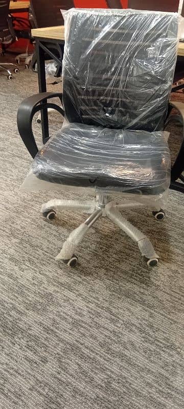 Office computer chairs just like new 0