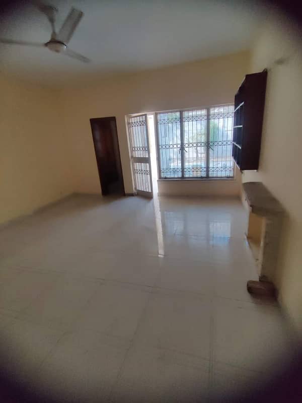 1 kanal house for rent in model town link road 15