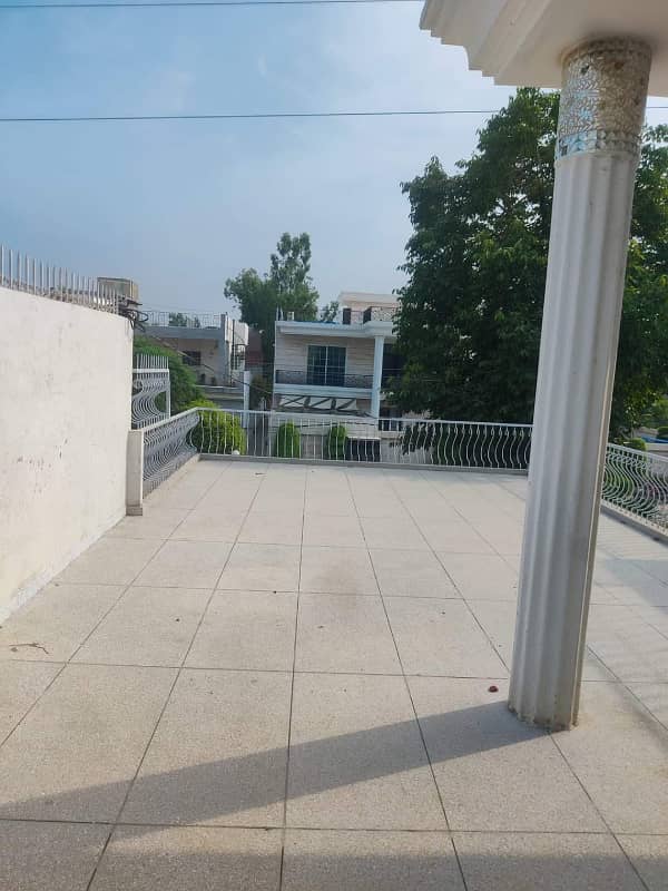 1 kanal house for rent in model town link road 22