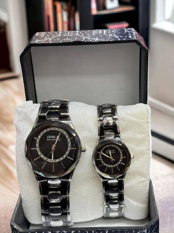 Couples watch 0