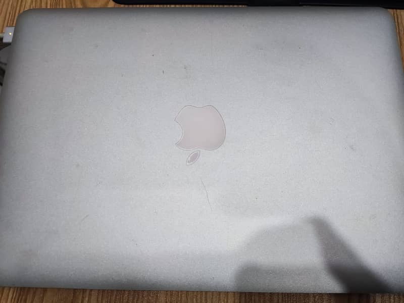 Macbook Pro 2015 8gb Ram/ 256gb Storage 5