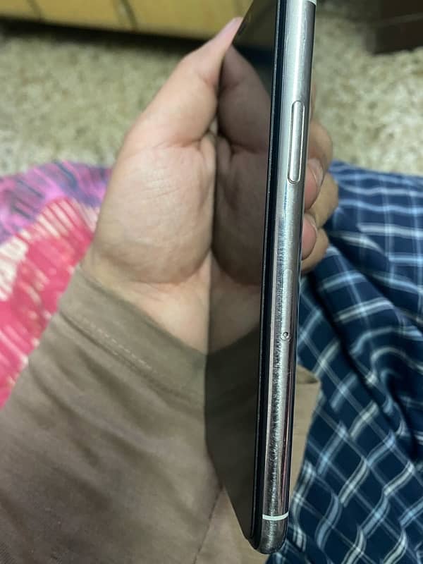 iphone 11 pro non pta 3