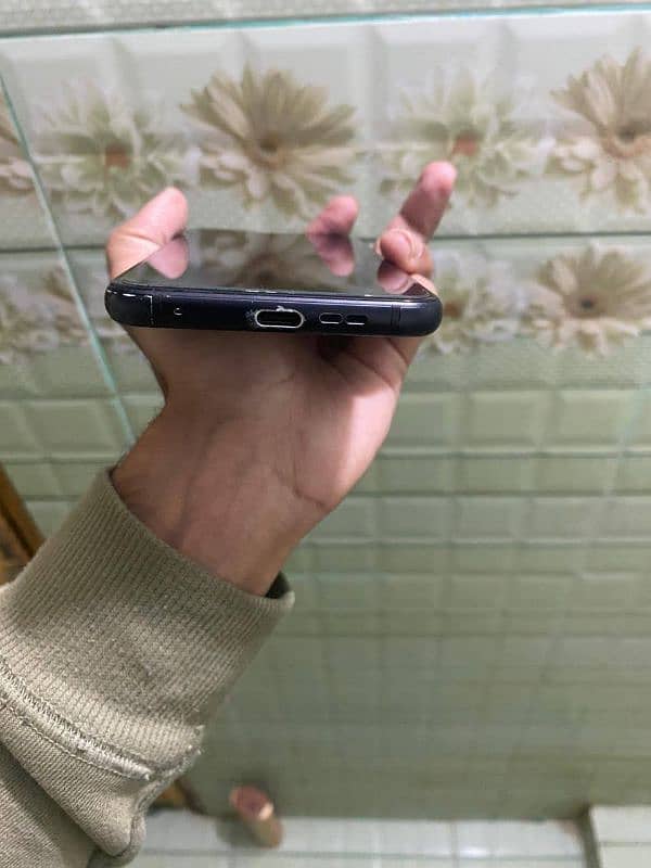 Nokia 6.1 Plus 4/64 5