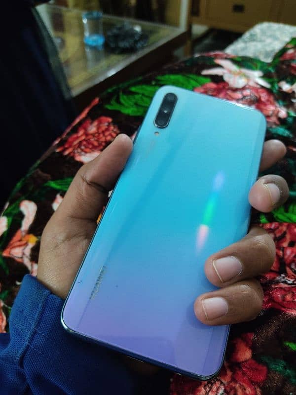 Huawei y9s 6+128 1