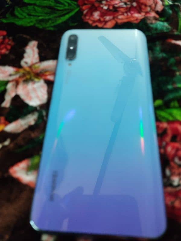 Huawei y9s 6+128 3