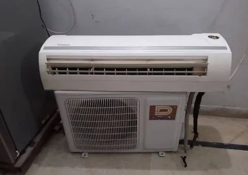 Dawlance 1.5 Ton AC fresh Condition 2