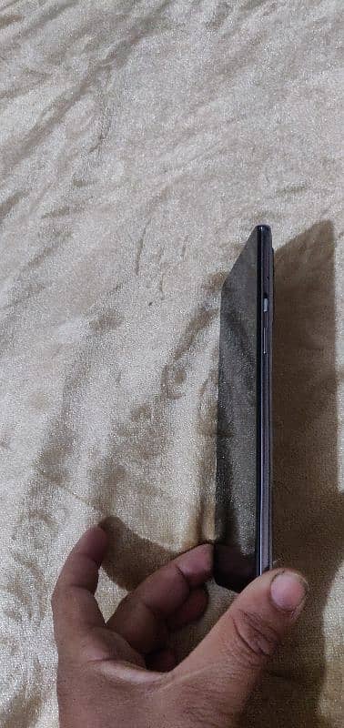 Oneplus 9 5G 8/128, Gaming phone 10/10 condition. 2