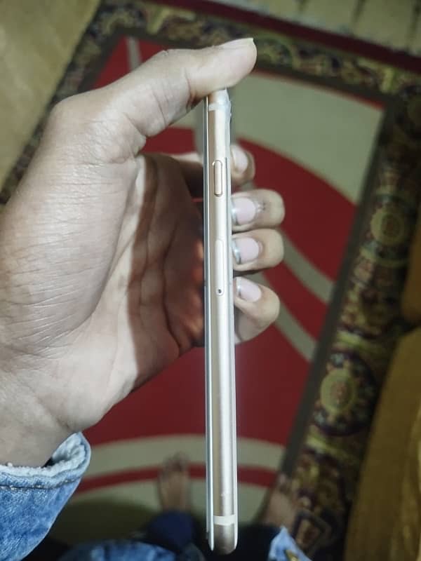 iphone 8 64 gb pta approved 4