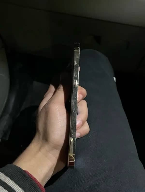 Iphone 12 pro max 128 gb pta Approved 0