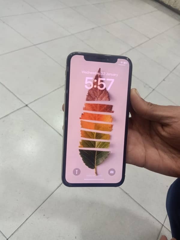 iPhone X 64gb Factory unlock demand 24000 1