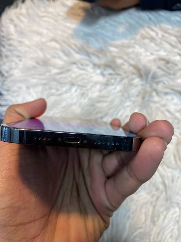 iPhone 13 Pro Max 128gb jv 4