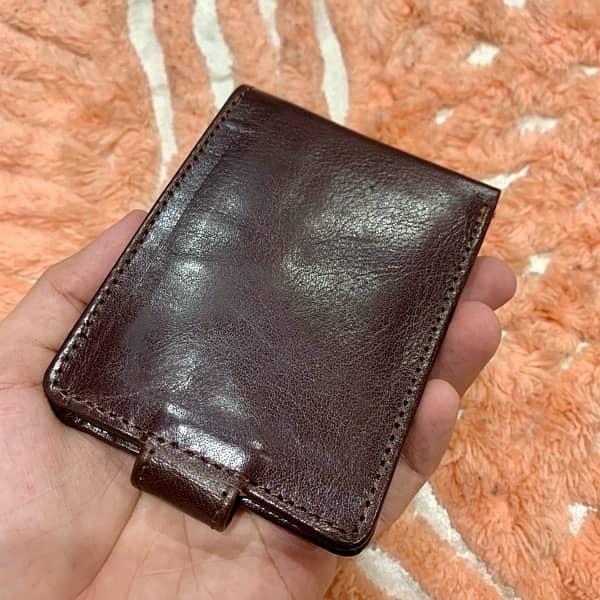 GENUINE LEATHER WALLET FOR MEN different proce range 5