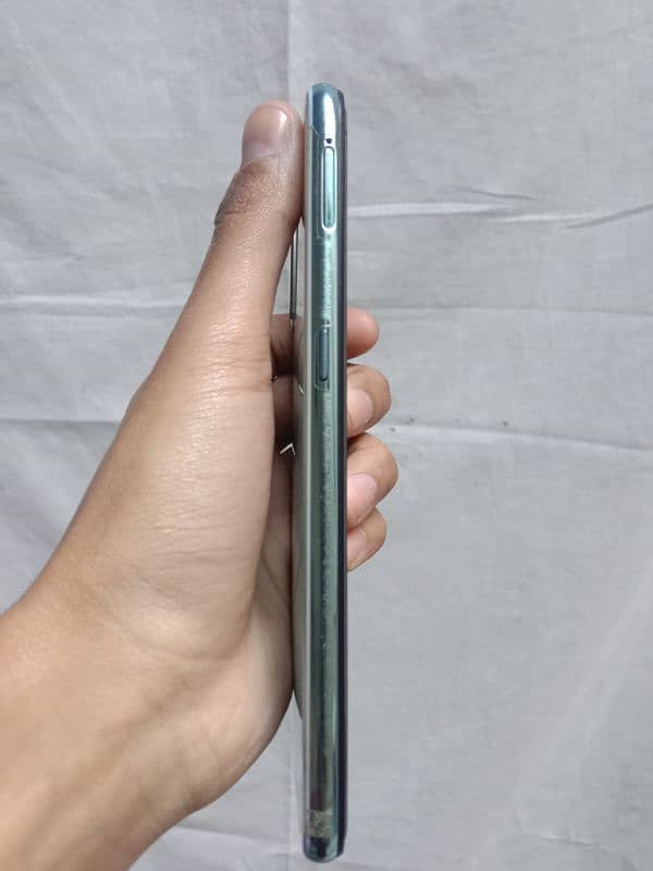 vivo S1  4/128  with box charger lush no open 5