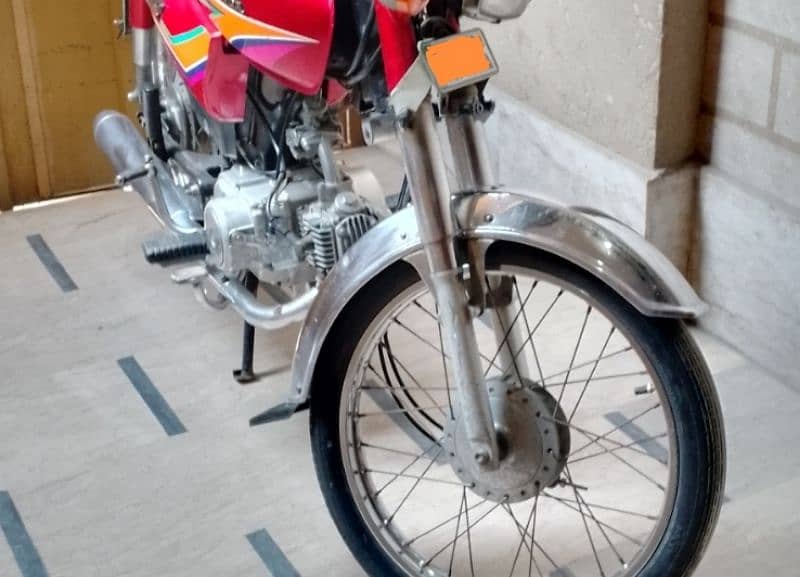 Honda CD70 Best Condition 1st Owner Bike 3