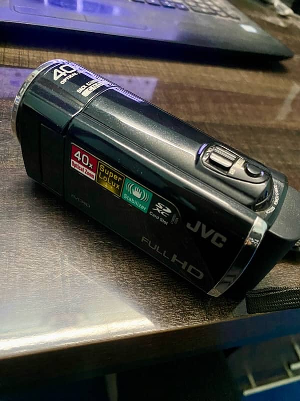 JVC HD Everio Video Recorder 1