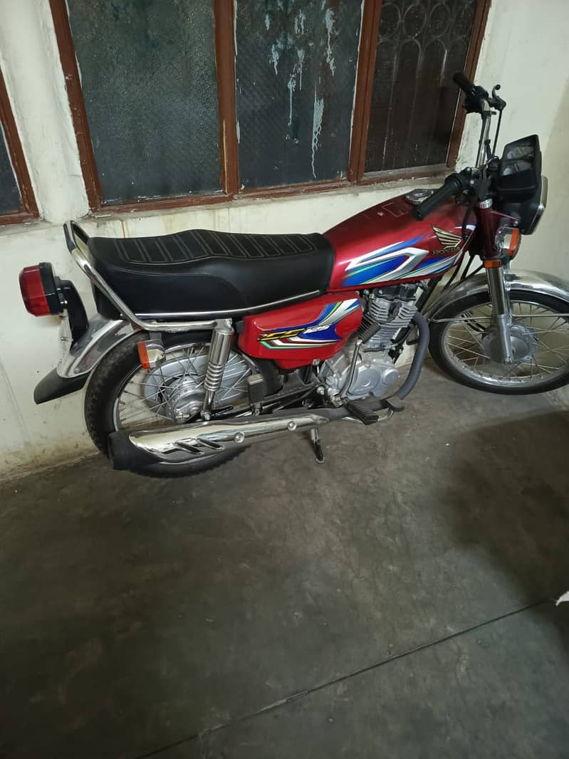 Honda CG 125 2022 3