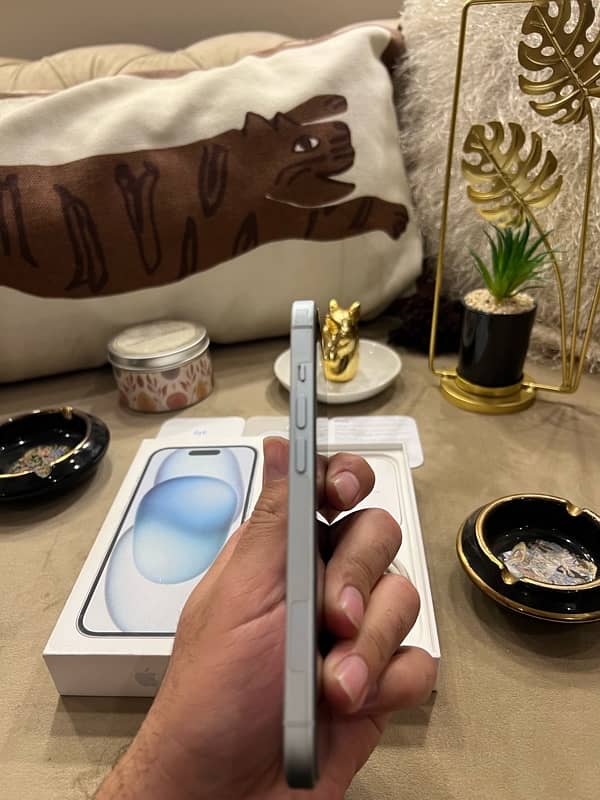 iPhone 15 ice blue Factory Unlock 4 Month Sim time! 17