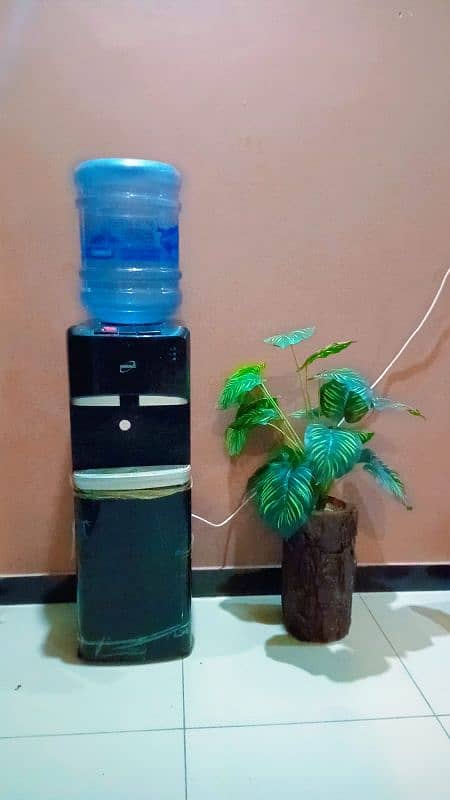 water dispenser 1