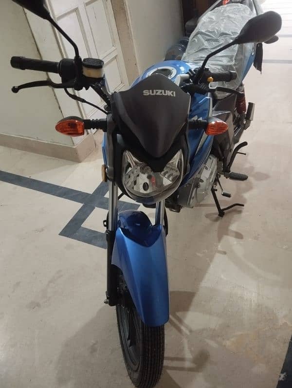 Suzuki GSx125r brand new just 120km used 3