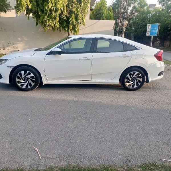 Honda Civic Oriel 2019 8