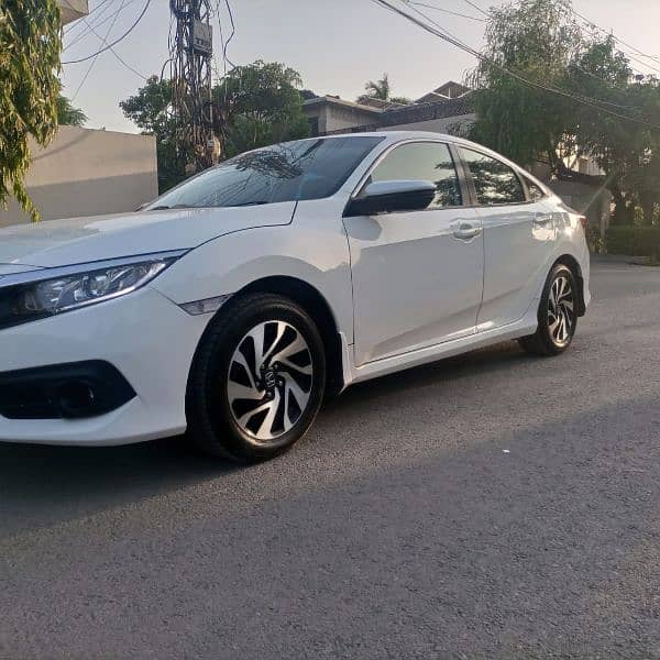 Honda Civic Oriel 2019 11