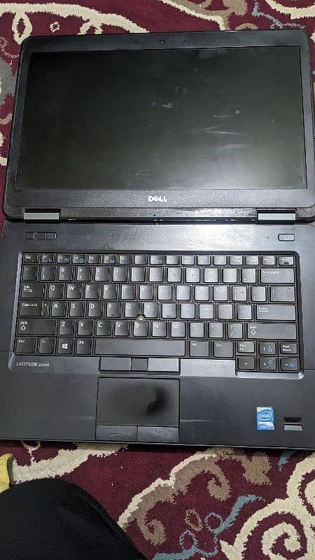 Dell cori5 Laptop 1