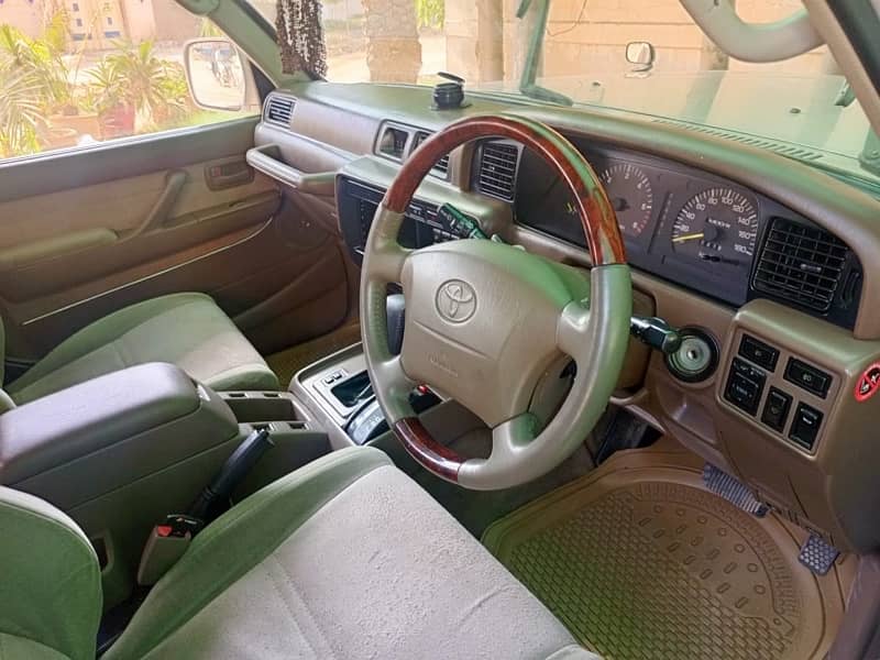 Toyota Land Cruiser 1995 6