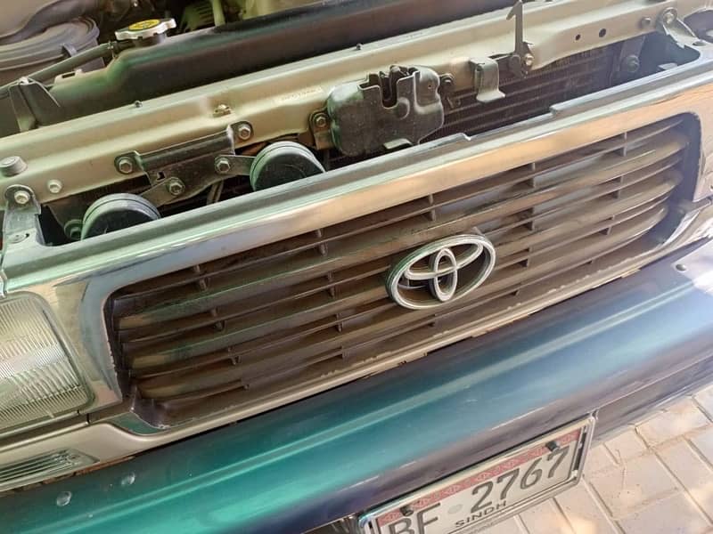 Toyota Land Cruiser 1995 9