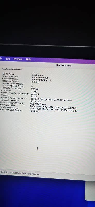 macbook pro 2018/15" i9/32/512/4gb graphics 5