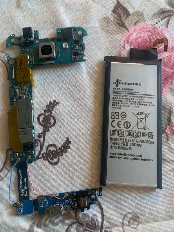 Samsung S6 edge board and battery 1