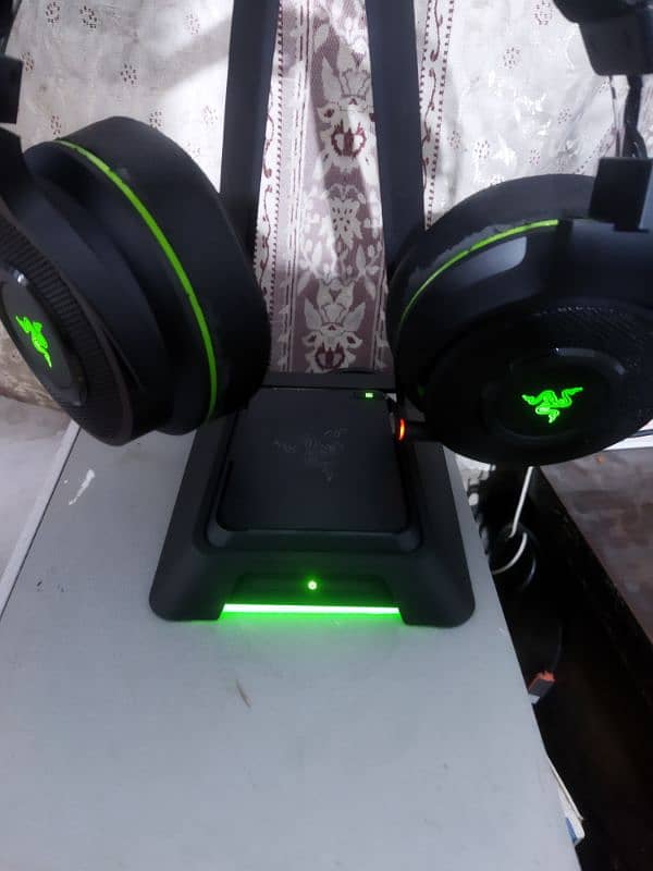 kraken razer thresher ultimate wireless 7.1 headphones 0