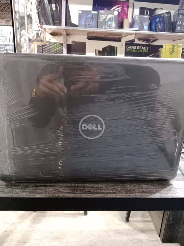 Dell Inspiron 1