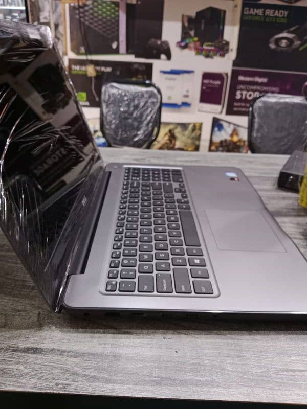 Dell Inspiron 3