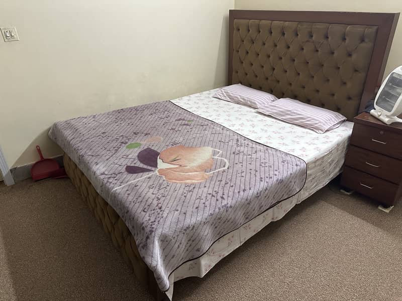 Solid wood double bed 1