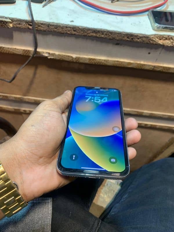 Iphone X   64gb factory unlocked non pta 7