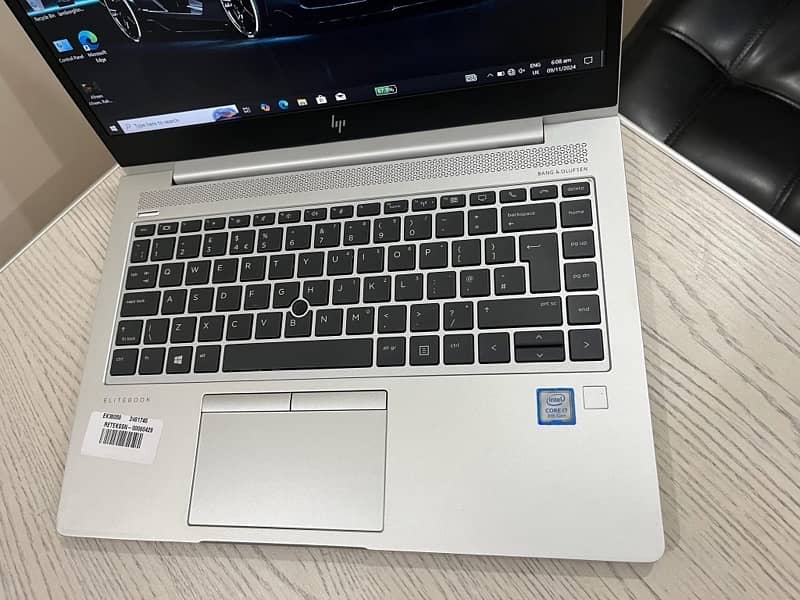 HP Elitebook G5 Intel Core i7-8th Gen Premium Metal Business Notebook 3