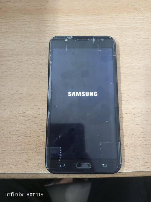 Samsung j7 core 1